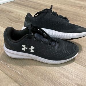 UA charged Pursuit 3